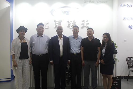 近日，尼日爾防務部門負責人蒞臨北京凌天，專題考察安檢、排爆、反恐等軍用警用技術裝備。