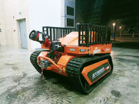 消防滅火機器人 （第3代，油動液壓，帶水帶框）